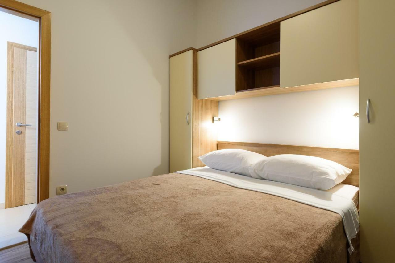 Apartmani Beran Seget Vranjica Exterior foto